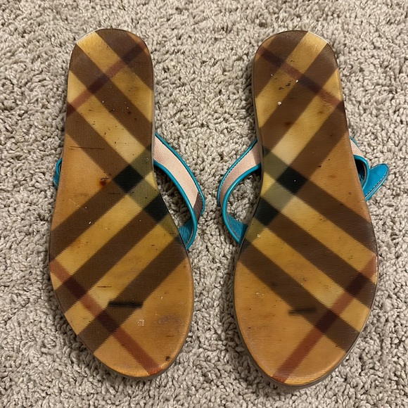Burberry Classic Thong Sandal EU 40 - Picture 3 of 6